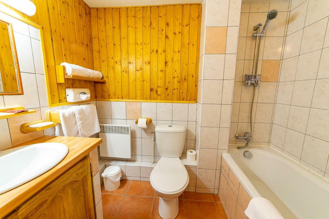 Hotel Le Grand Tetras Saint-Vérand Pokoj fotografie